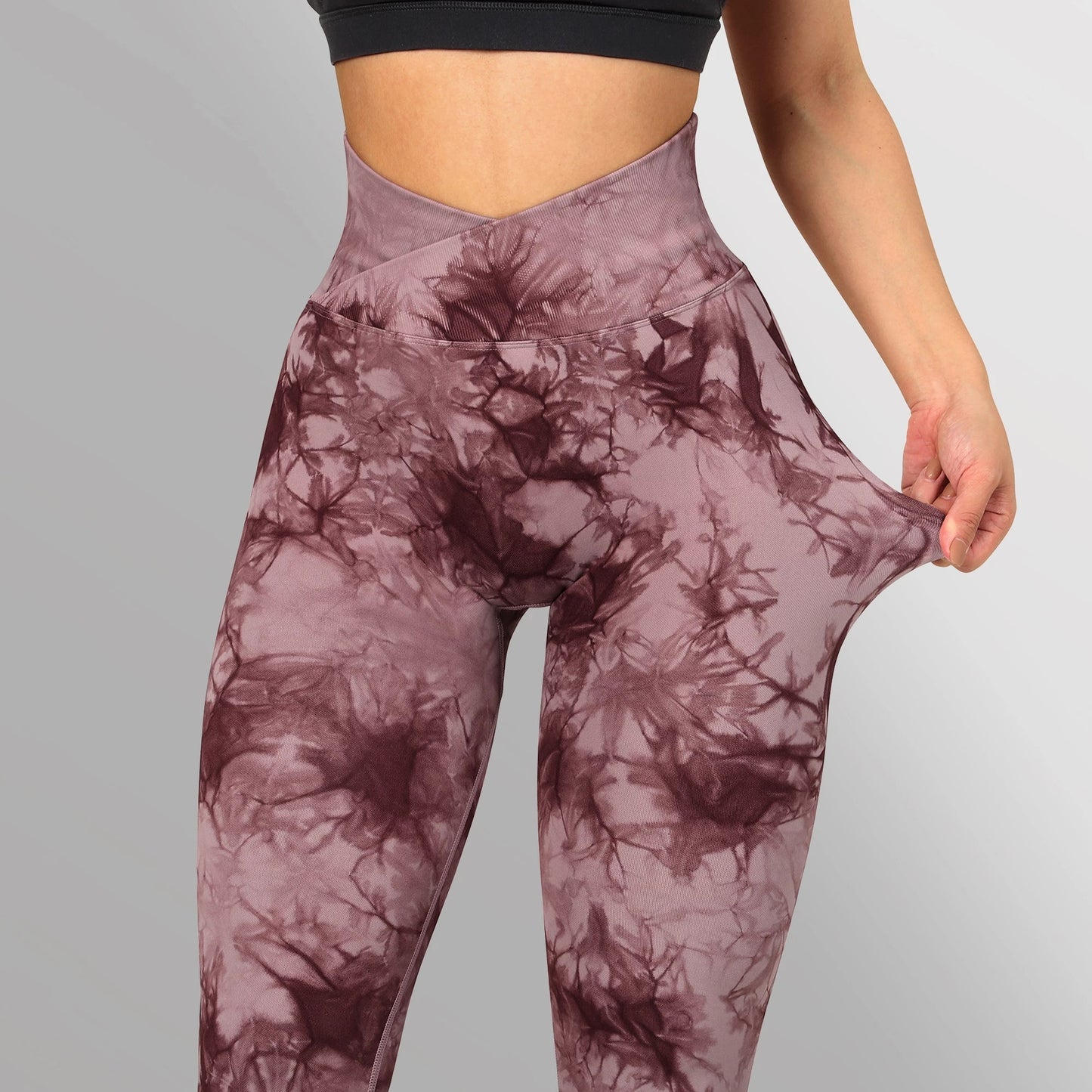 Sculpted Splendor: Seamless Tie-Dye Yoga Pants for Women Burgundy