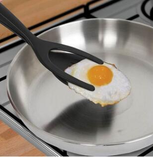 2-in-1 Grip and Flip Tongs Egg Spatula