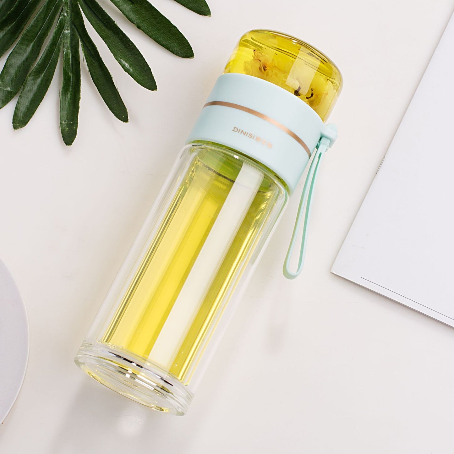 Glass Water Bottle With Tea Infuser Filter Tea Separation Double Wall Glass Bottle Leakproof Water Bottle Green 450ml