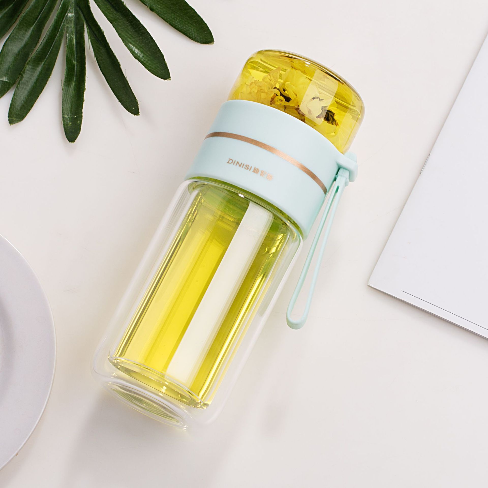 Glass Water Bottle With Tea Infuser Filter Tea Separation Double Wall Glass Bottle Leakproof Water Bottle Green 400ml