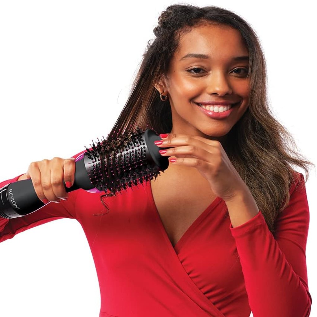 Revlon One-Step Hair Dryer and volumiser for mid to Long Hair (One-Step, 2-in-1 Styling Tool, Ionic and Ceramic Technology, Unique Oval Design) RVDR5222